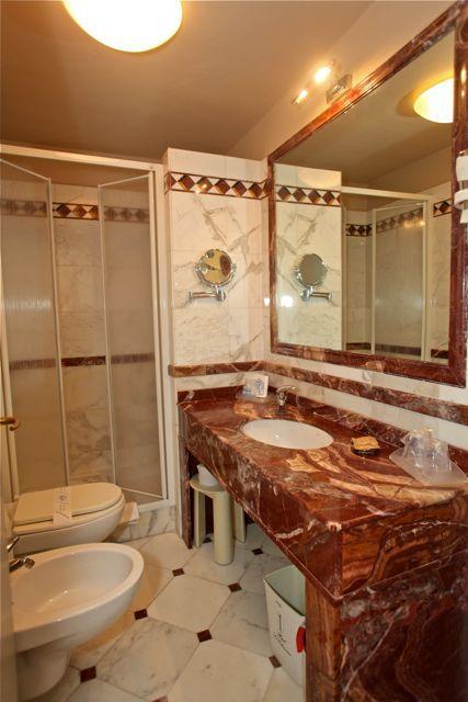 Hotel La Colonnina Монтероссо-аль-Маре Екстер'єр фото